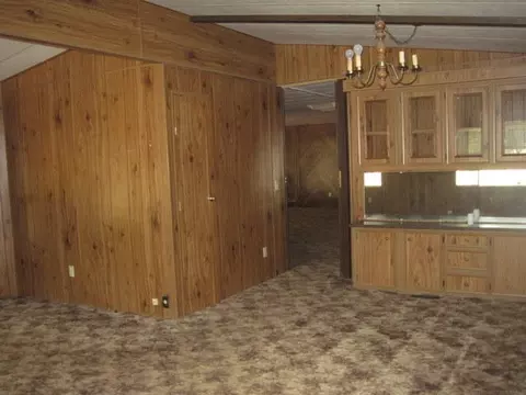 9858 Kerman Ln, Redding, CA 96003 photo 5