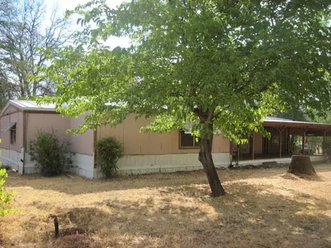 9858 Kerman Ln, Redding, CA 96003 photo 18