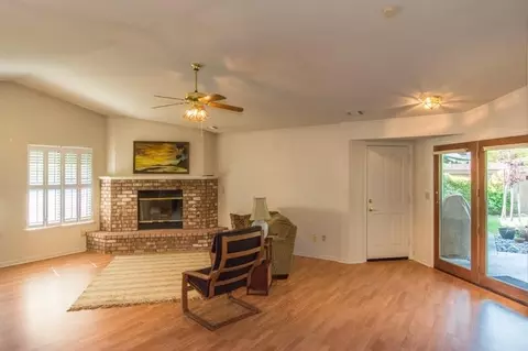 1920 Vineyard Trl, Redding, CA 96003 photo 3