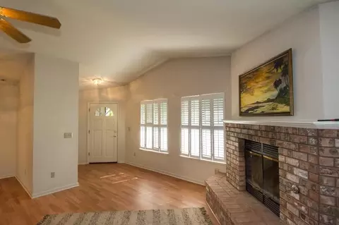 1920 Vineyard Trl, Redding, CA 96003 photo 2