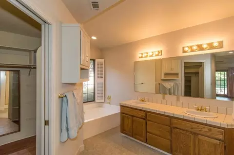 1920 Vineyard Trl, Redding, CA 96003 photo 12