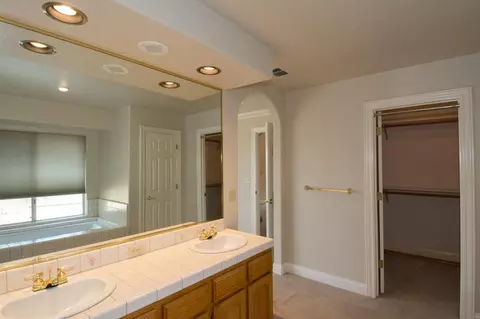 2744 Dawnridge Dr, Redding, CA 96001 photo 15