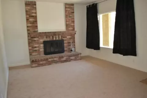 2570 Avola St, Redding, CA 96002 photo 3