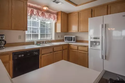 1119 Windscape Ct, Redding, CA 96003 photo 3