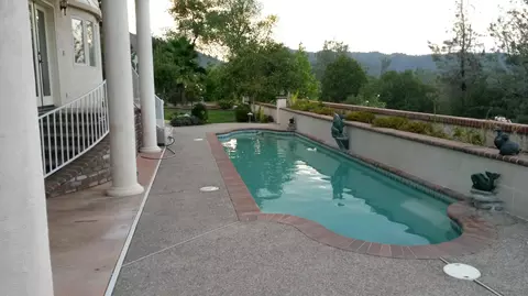8554 Heartland Dr, Redding, CA 96001 photo 1