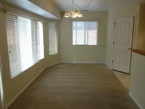 2540 Clover Creek St, Redding, CA 96002 photo 9