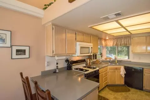 1810 Stetson Way, Redding, CA 96003 photo 13