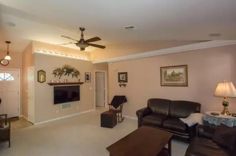 1810 Stetson Way, Redding, CA 96003 photo 9