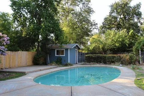2437 Snow Ln, Redding, CA 96003 photo 9