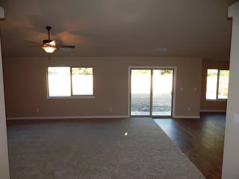 3532 Archer Ct, Anderson, CA 96007 photo 2