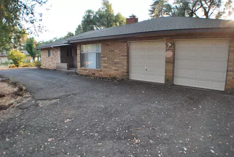 8748 Airport Rd, Redding, CA 96002 photo 1