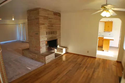 8748 Airport Rd, Redding, CA 96002 photo 3