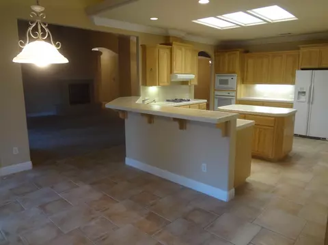 2145 Harvard Way, Redding, CA 96003 photo 19