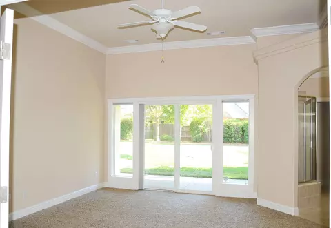 2145 Harvard Way, Redding, CA 96003 photo 8