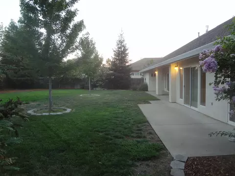 2145 Harvard Way, Redding, CA 96003 photo 38