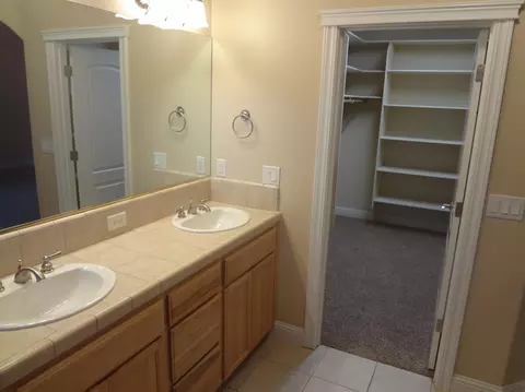 2145 Harvard Way, Redding, CA 96003 photo 25