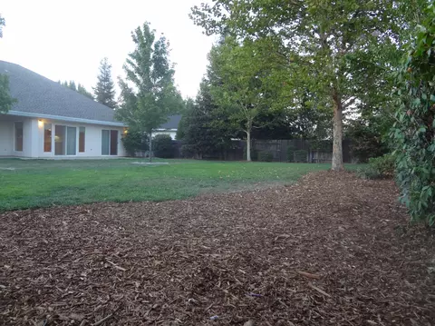 2145 Harvard Way, Redding, CA 96003 photo 40