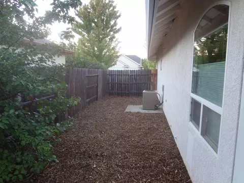 2145 Harvard Way, Redding, CA 96003 photo 41