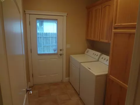 2145 Harvard Way, Redding, CA 96003 photo 34