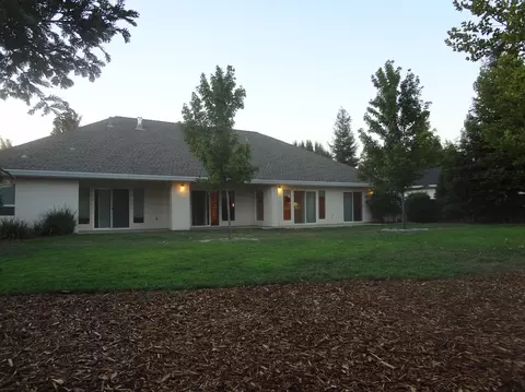 2145 Harvard Way, Redding, CA 96003 photo 39