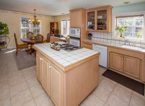 19093 Robledo Way, Redding, CA 96003 photo 12