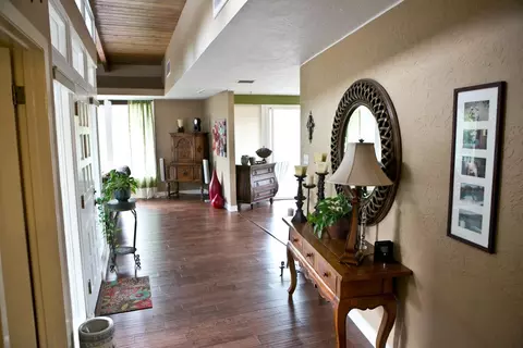 1100 Redbud Dr, Redding, CA 96001 photo 4