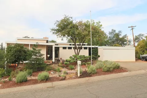 1100 Redbud Dr, Redding, CA 96001 photo 2