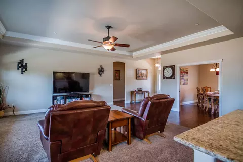 4884 Fiddleneck Dr, Redding, CA 96002 photo 9