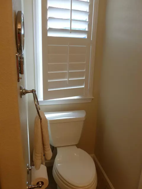 1057 Monterra Ln, Redding, CA 96002 photo 28