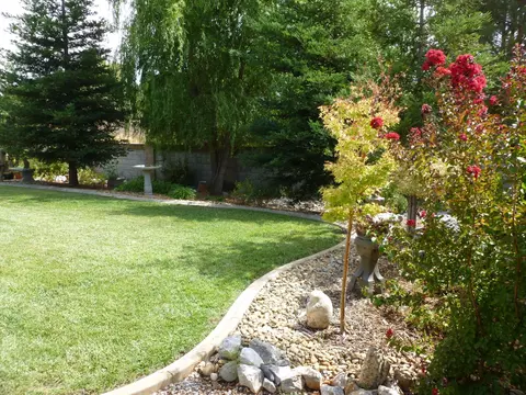 1057 Monterra Ln, Redding, CA 96002 photo 34