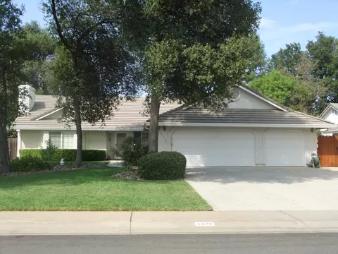 2378 Castlewood Dr, Redding, CA 96002 photo 1