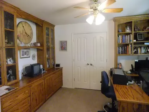2378 Castlewood Dr, Redding, CA 96002 photo 8
