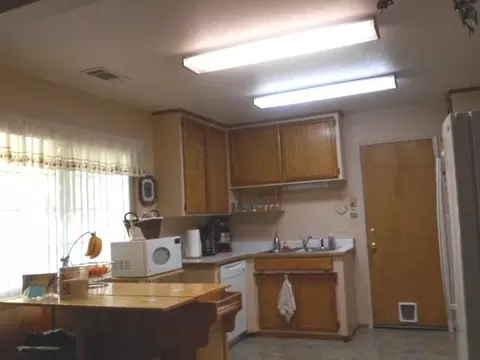 2107 Venus Way, Redding, CA 96002 photo 5
