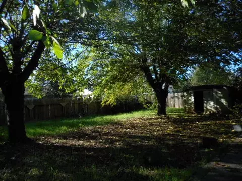 2107 Venus Way, Redding, CA 96002 photo 16