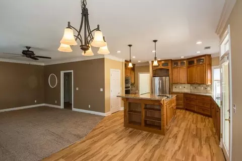 2957 Forest Hills Dr, Redding, CA 96002 photo 12