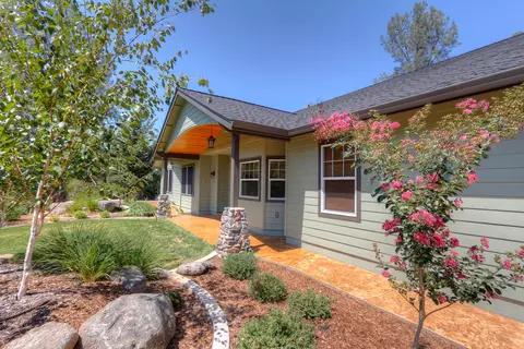 1960 Quails Nest Rd, Redding, CA 96003 photo 4