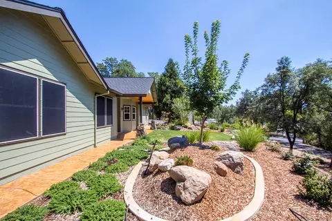 1960 Quails Nest Rd, Redding, CA 96003 photo 11