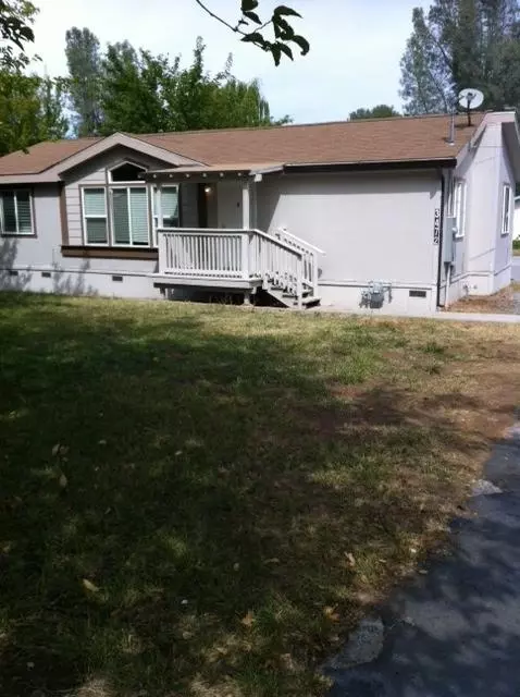 3472 Hiatt Dr, Redding, CA 96003 photo 1