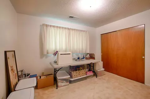 1960 Lindeena Ln, Redding, CA 96002 photo 10