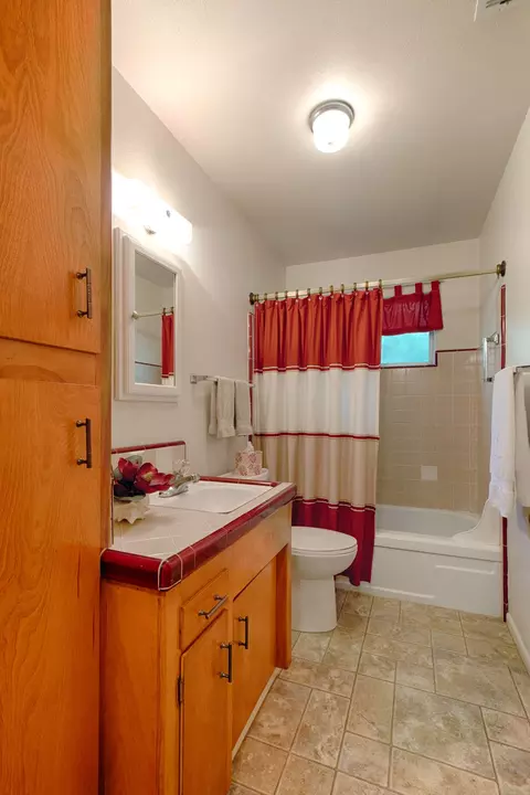 1960 Lindeena Ln, Redding, CA 96002 photo 14