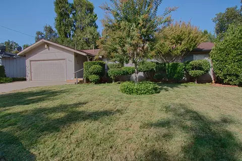 1960 Lindeena Ln, Redding, CA 96002 photo 3