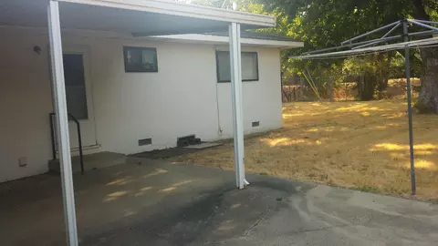 6262 Paso Dr, Redding, CA 96001 photo 4