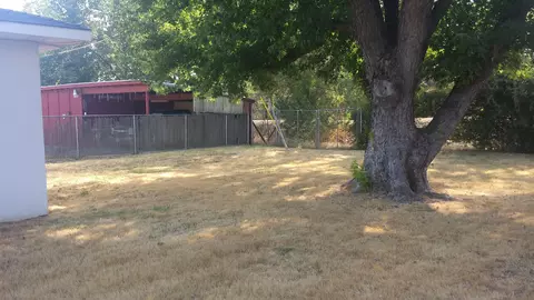 6262 Paso Dr, Redding, CA 96001 photo 5