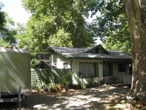 3190 Nicolet Ln, Redding, CA 96001 photo 3