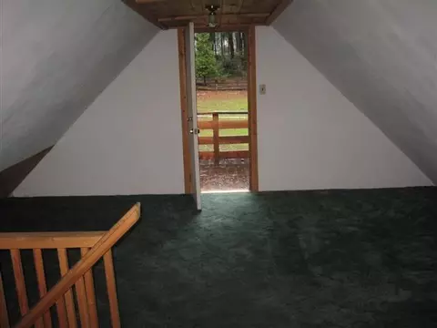15679 Phillips Rd, Oak Run, CA 96069 photo 4