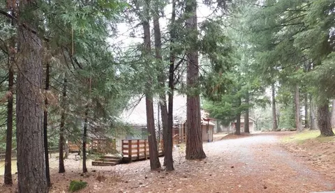 15679 Phillips Rd, Oak Run, CA 96069 photo 5
