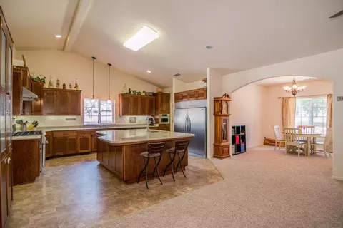 13916 Christian Way, Redding, CA 96003 photo 6