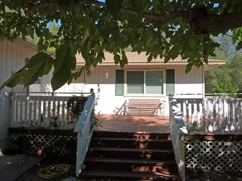17828 Johnston Rd, Redding, CA 96003 photo 5