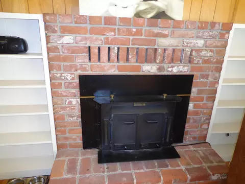 1689 Mistletoe Ln, Redding, CA 96002 photo 9