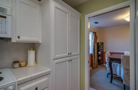 2930 Shadow Brook Ln, Redding, CA 96001 photo 8